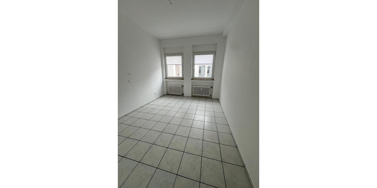 Erdgeschoßwohnung Ratingen Lintorf - 3 Zimmer, 85 m&sup2;, 1.150&euro; | Angebot:24954451
