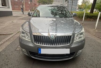 Skoda Octavia 234.633 km 4.500 &euro; Essen 45127
