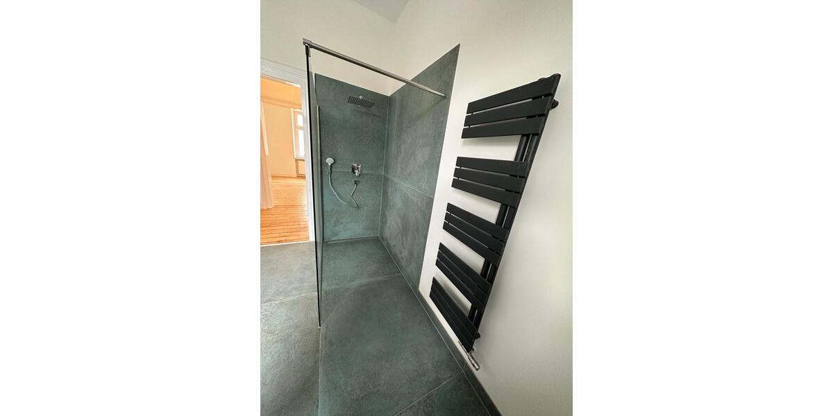 Etagenwohnung Wuppertal Brill - 5 Zimmer, 135 m&sup2;, 1.450&euro; | Angebot:26412934