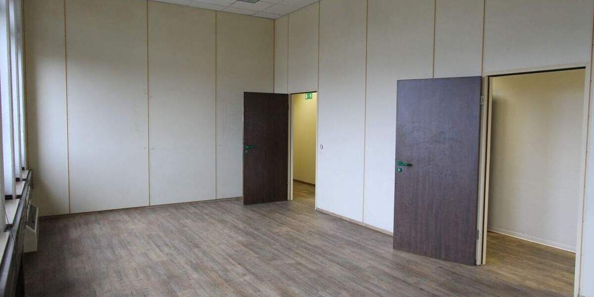 Gewerbeobjekt Krefeld Stadtmitte - 5 Zimmer, 248 m&sup2;, 1.400&euro; | Angebot:25775771