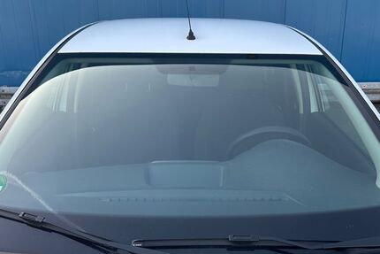 Dacia Sandero 123.203 km 4.200 &euro; Oberhausen 46149