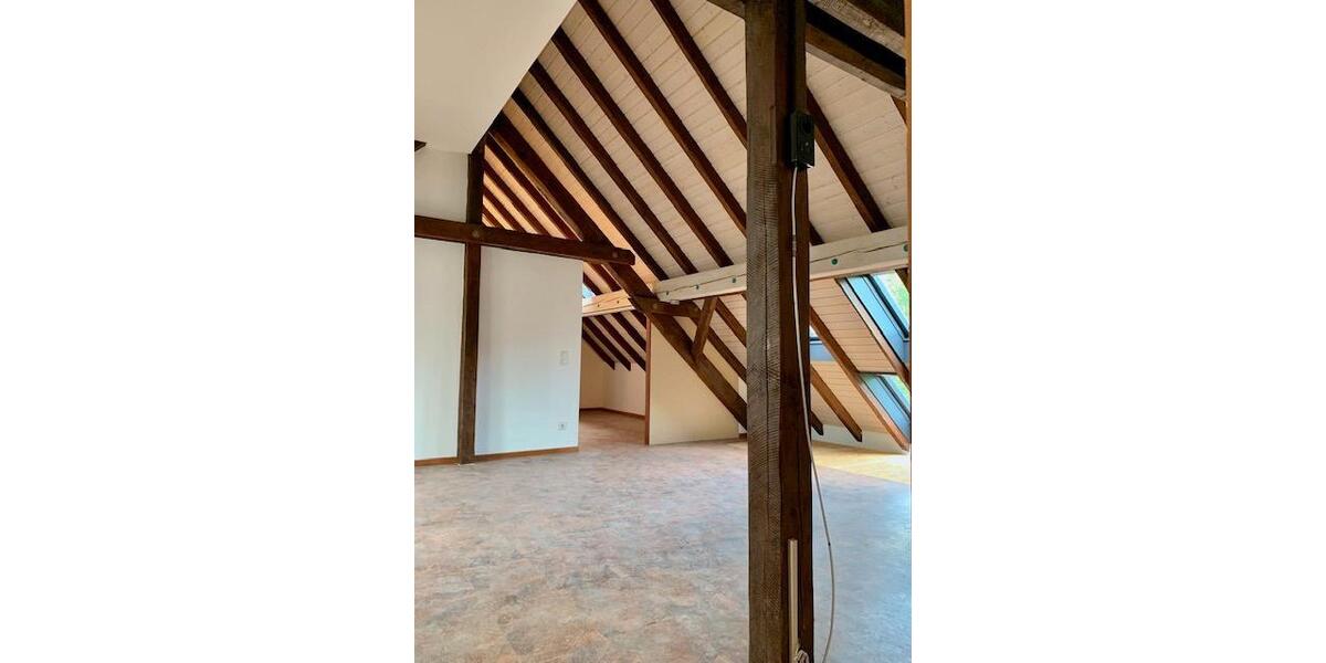 Etagenwohnung Meerbusch - 3 Zimmer, 205 m&sup2;, 1.910&euro; | Angebot:25899126