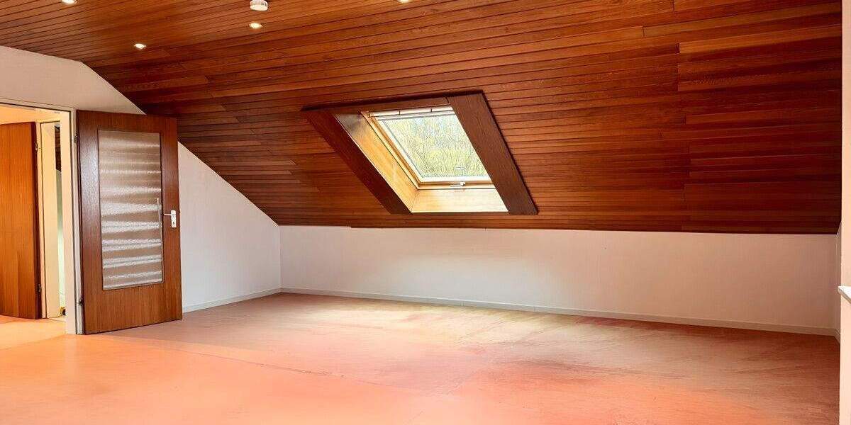 Mehrfamilienhaus, Wohnhaus Velbert Langenberg - 8 Zimmer, 212 m&sup2;, 529.000&euro; | Angebot:25803089