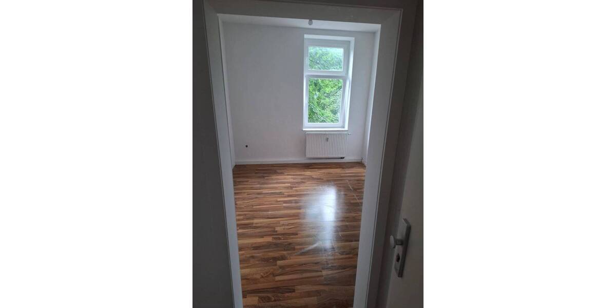 Etagenwohnung Gelsenkirchen Rotthausen - 2 Zimmer, 71 m&sup2;, 395&euro; | Angebot:25778445