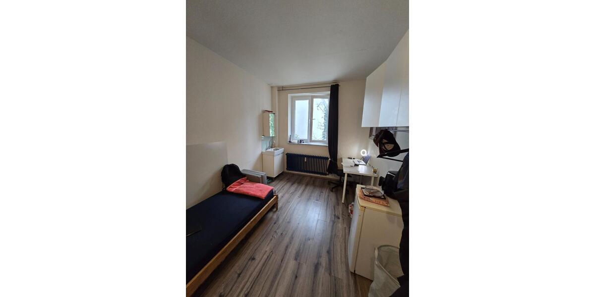 Etagenwohnung Düsseldorf Pempelfort - 1 Zimmer, 1 m&sup2;, 560&euro; | Angebot:25887295