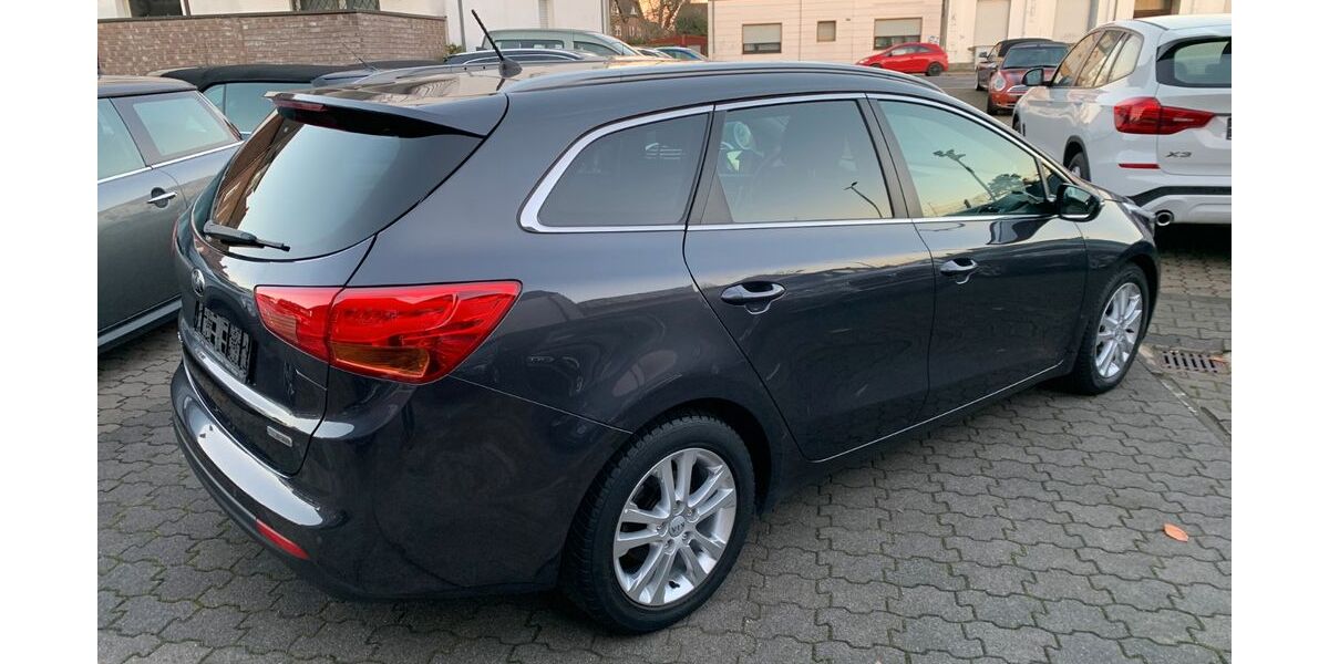 Kia ceed Sportswagon 76.000 km 10.450 &euro; Moers 47443