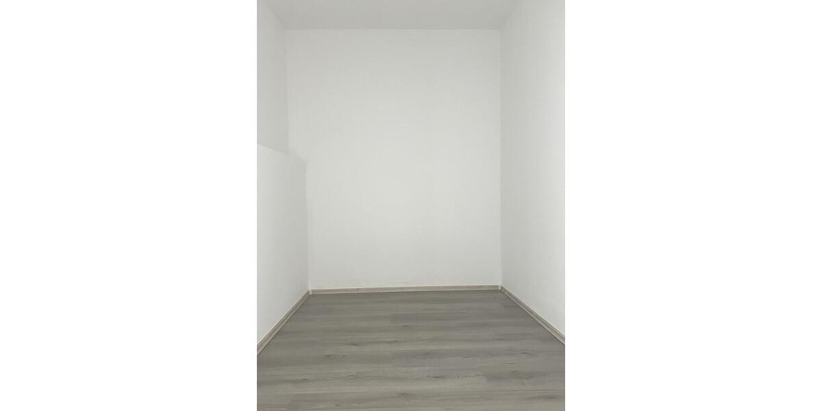 Etagenwohnung Wuppertal Gemarkung Elberfeld - 2 Zimmer, 67 m&sup2;, 536&euro; | Angebot:19102182
