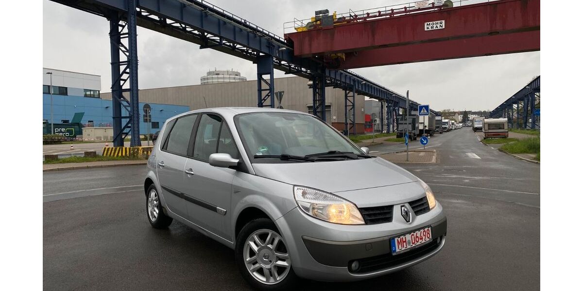 Renault Scenic 117.426 km 3.299 &euro; Mülheim 45473