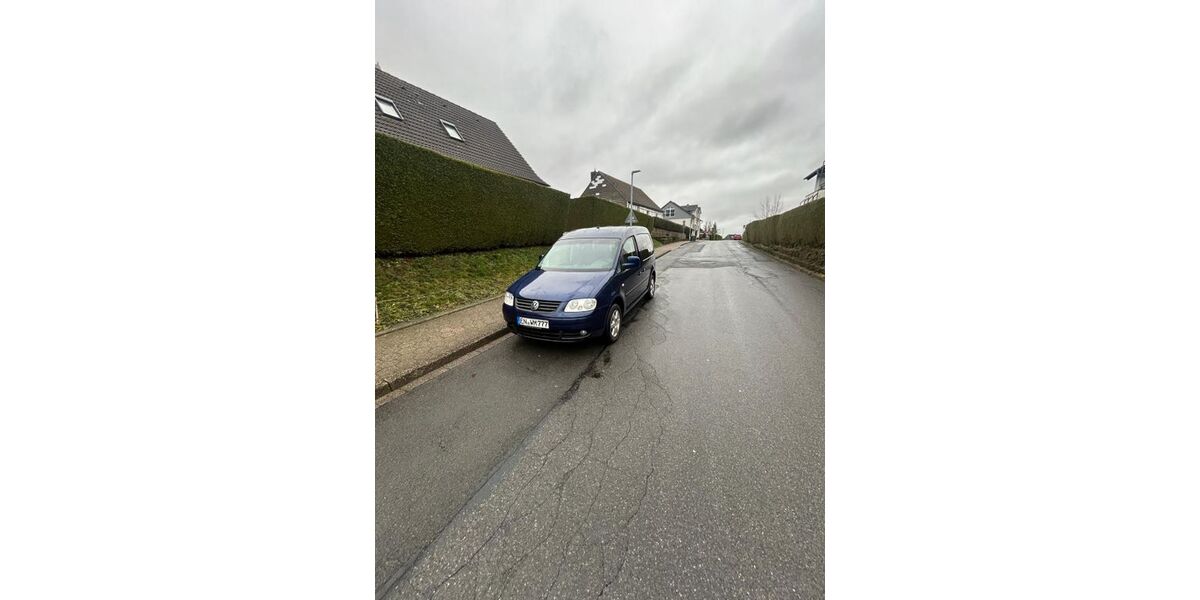VW Caddy 215.000 km 5.000 &euro; Sprockhövel 45549