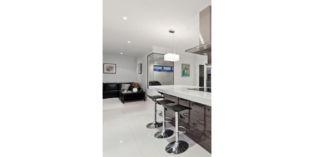 Einfamilienhaus Duisburg Baerl - 3 Zimmer, 111 m&sup2;, 1.665&euro; | Angebot:24769504