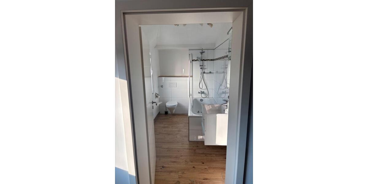 Dachgeschoßwohnung Heiligenhaus - 1 Zimmer, 47 m&sup2;, 550&euro; | Angebot:26432731