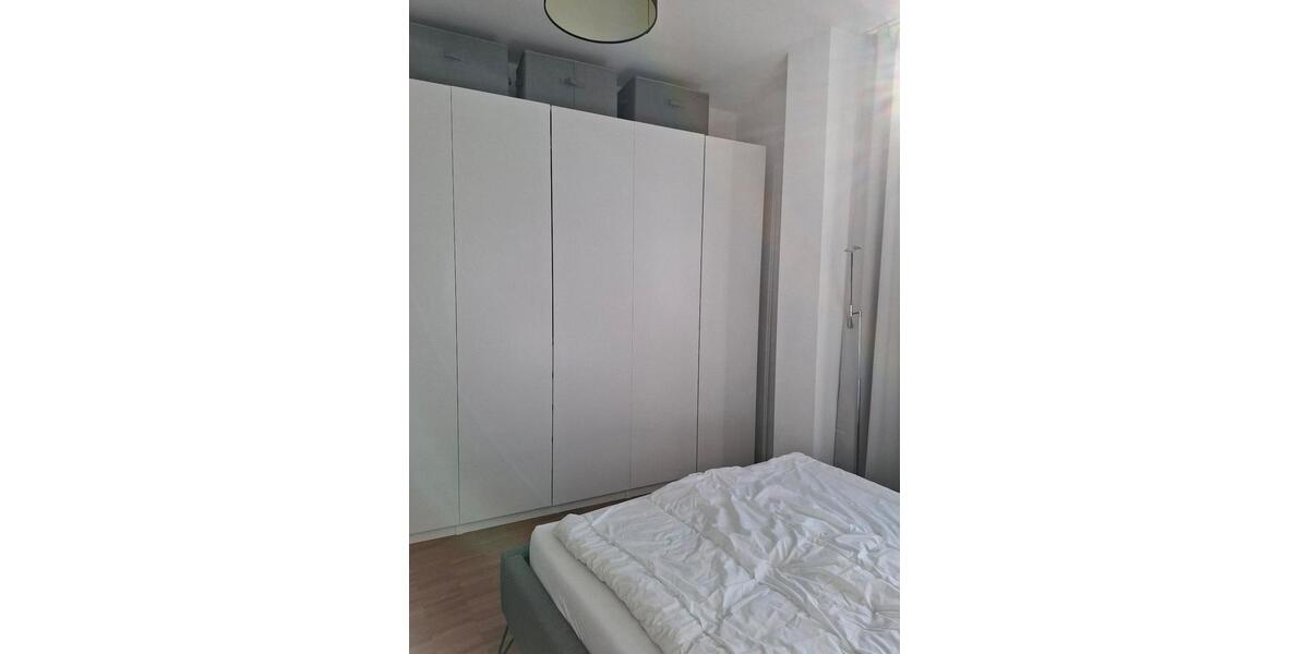 Dachgeschoßwohnung Düsseldorf Stadtbezirk 2 - 2.5 Zimmer, 64 m&sup2;, 1.065&euro; | Angebot:27541070