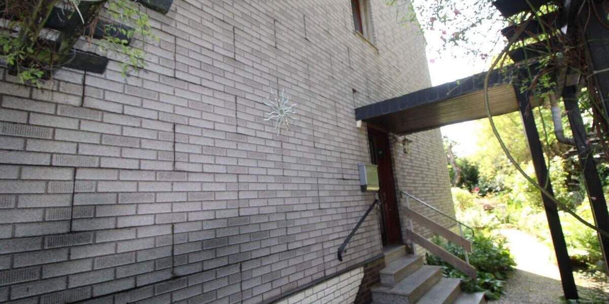 Doppelhaushälfte Mülheim an der Ruhr Styrum - 8 Zimmer, 143 m&sup2;, 349.000&euro; | Angebot:25683303