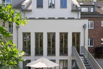 Wohnung Düsseldorf Niederkassel - 4 Zimmer, 138 m&sup2;, 1.550.000&euro; | Angebot:27516786