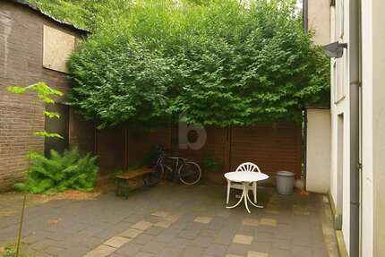 Haus Duisburg Laar - 13 Zimmer, 308 m&sup2;, 420.000&euro; | Angebot:26556012