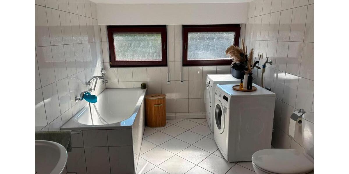 Dachgeschoßwohnung Moers Rheinkamp - 2 Zimmer, 65 m&sup2;, 195.000&euro; | Angebot:27213825