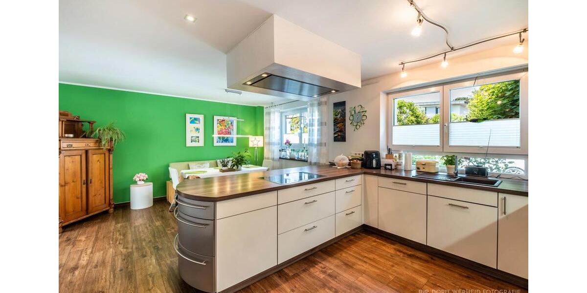 Einfamilienhaus Langenfeld (Rheinland) - 7 Zimmer, 272 m&sup2;, 1.390.000&euro; | Angebot:27168882