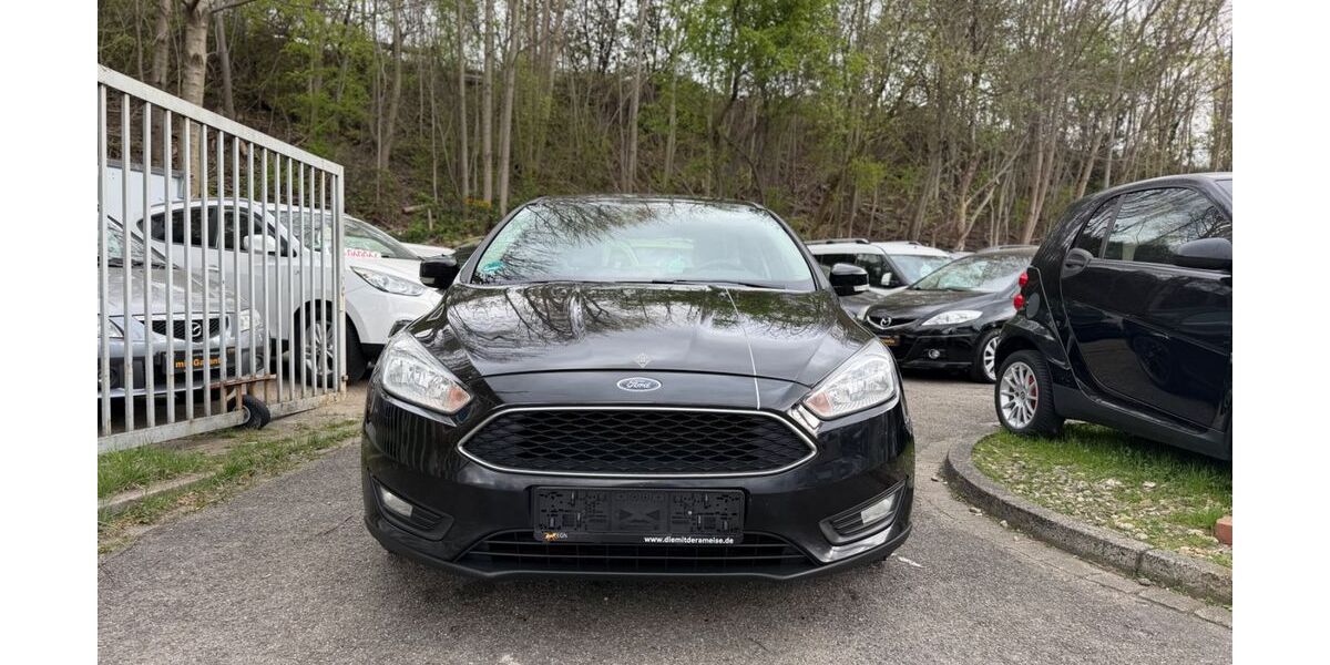 Ford Focus 266.788 km 3.499 &euro; Essen 45145