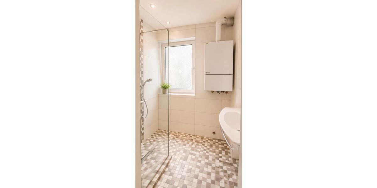 Etagenwohnung Wuppertal Gemarkung Barmen - 3 Zimmer, 85 m&sup2;, 180.000&euro; | Angebot:26822549
