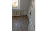 Dachgeschoßwohnung Duisburg Mittelmeiderich - 5 Zimmer, 140 m&sup2;, 1.100&euro; | Angebot:25174363