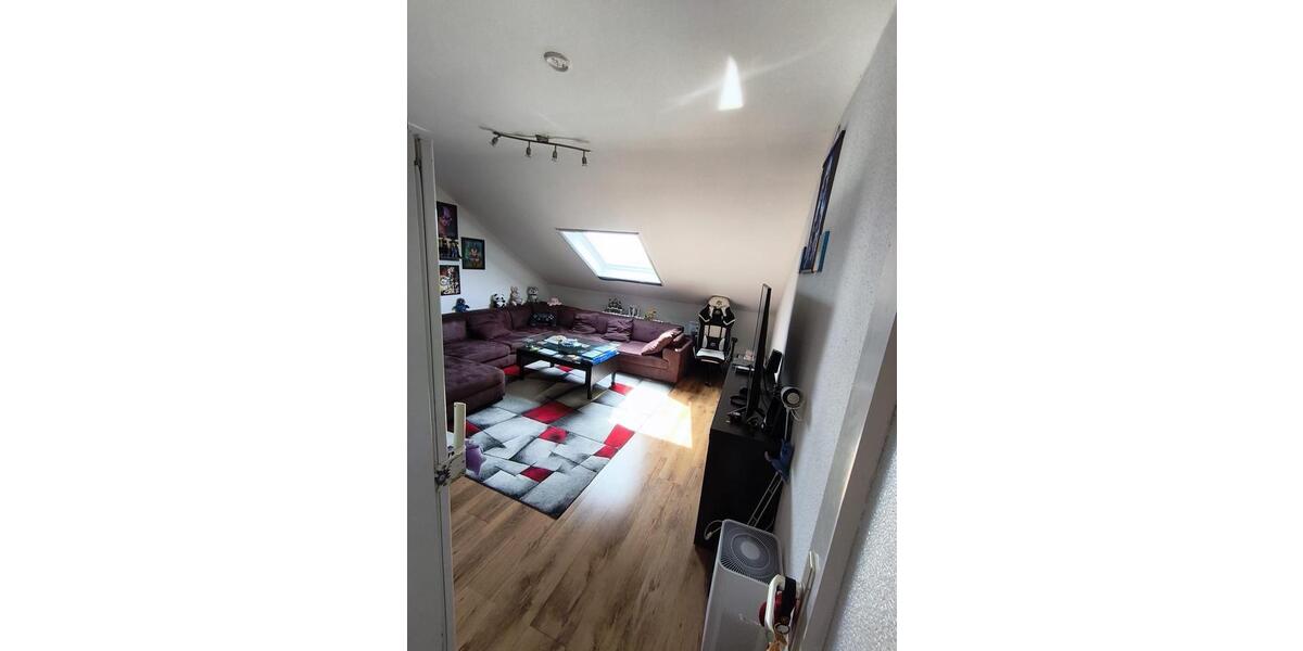 Dachgeschoßwohnung Dormagen Hackenbroich - 2 Zimmer, 63 m&sup2;, 850&euro; | Angebot:26459602