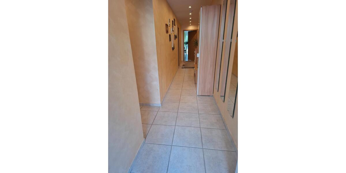 Terrassenwohnung Remscheid Lüttringhausen - 3 Zimmer, 90 m&sup2;, 270.000&euro; | Angebot:27525107