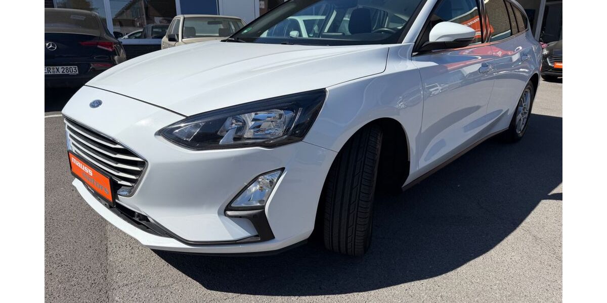 Ford Focus 173.100 km 8.880 &euro; Düsseldorf 40549