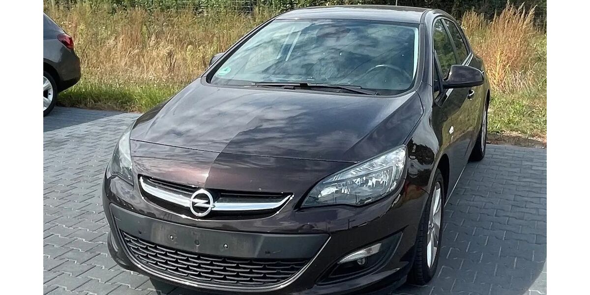 Opel Astra 208.000 km 3.999 &euro; Essen 45356