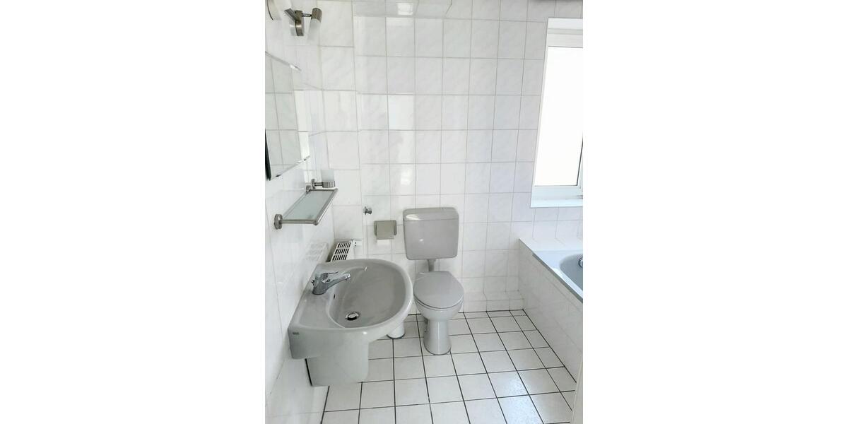 Etagenwohnung Oberhausen Alsfeld - 3.5 Zimmer, 74 m&sup2;, 450&euro; | Angebot:25269810