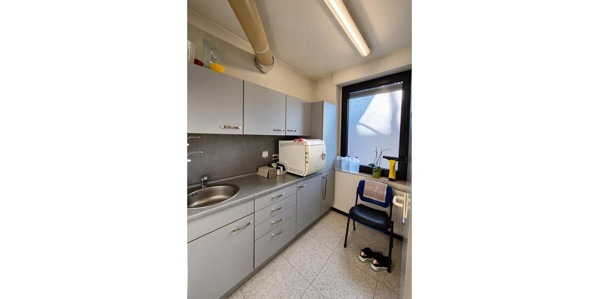 Etagenwohnung Krefeld Dießem - 7 Zimmer, 107 m&sup2;, 950&euro; | Angebot:26253482