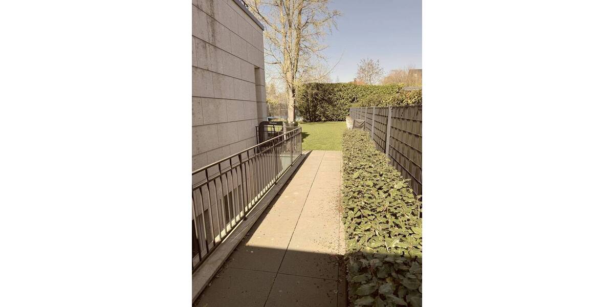 Doppelhaushälfte Meerbusch Büderich - 6 Zimmer, 242 m&sup2;, 8.500&euro; | Angebot:25997535