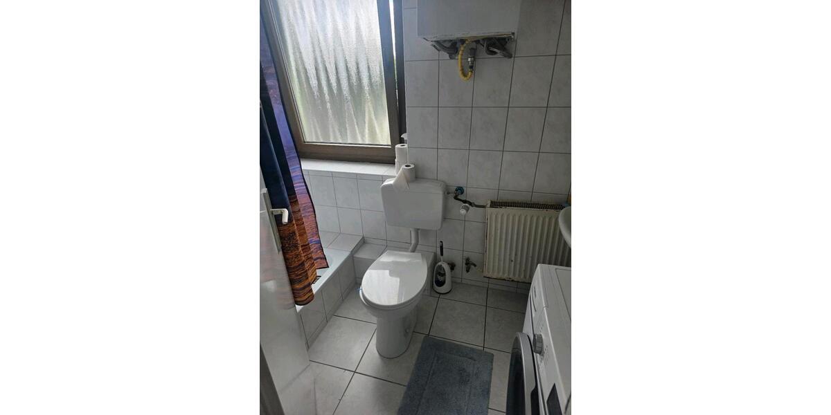 Etagenwohnung Solingen Wald - 2 Zimmer, 55 m&sup2;, 620&euro; | Angebot:26024012