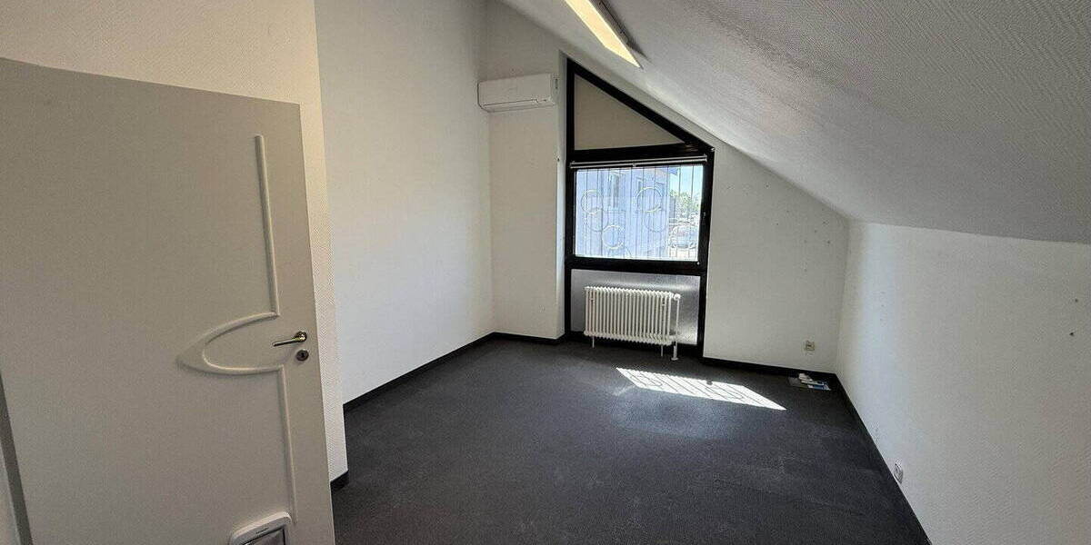 Doppelhaushälfte Willich Anrath - 4 Zimmer, 134 m&sup2;, 379.500&euro; | Angebot:26275139