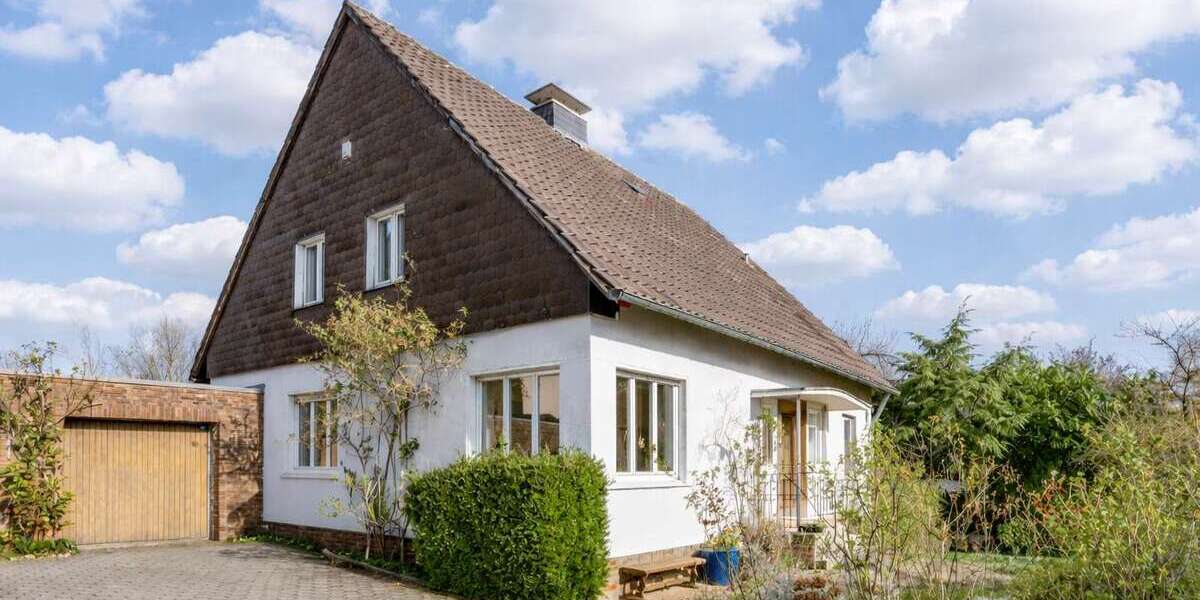 Einfamilienhaus Essen / Stadtwald Stadtwald - 7 Zimmer, 280 m&sup2;, 849.000&euro; | Angebot:25845670