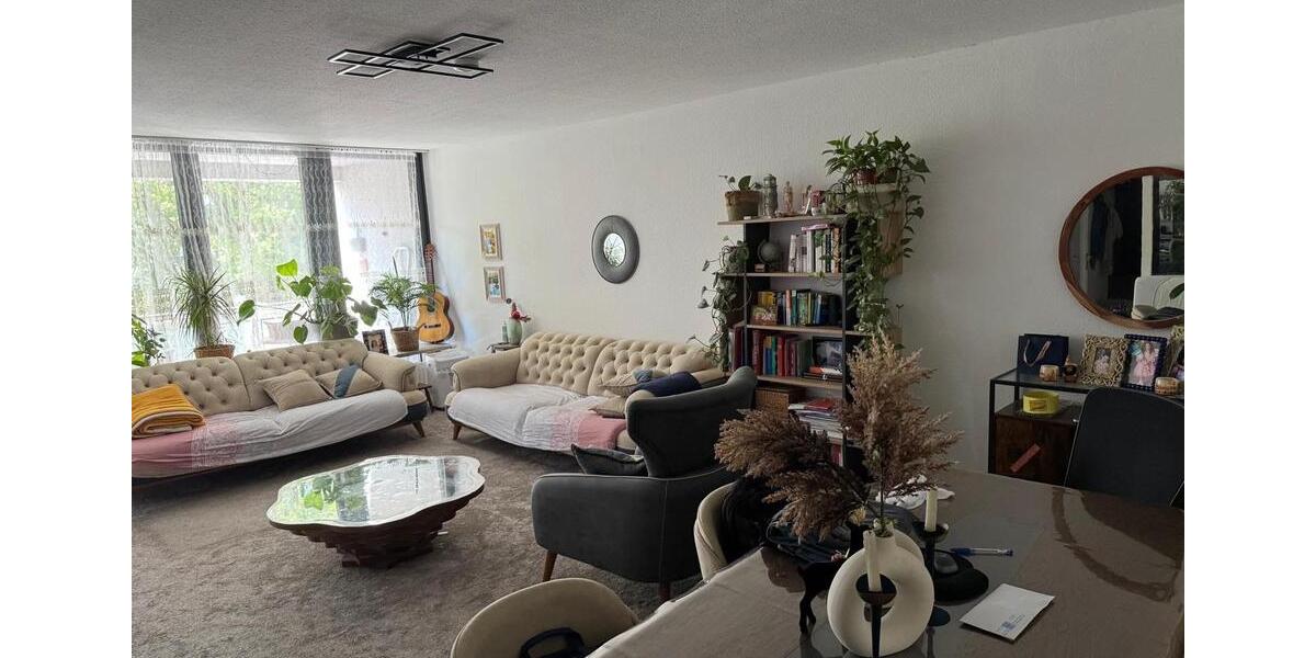 Etagenwohnung Neuss - 3 Zimmer, 98 m&sup2;, 1.450&euro; | Angebot:27549550