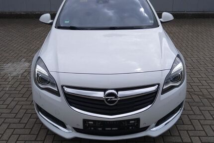 Opel Insignia 182.000 km 10.900 &euro; Essen 45138