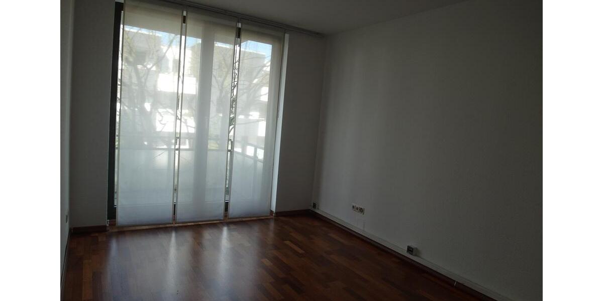 Etagenwohnung Meerbusch Necklenbroich - 5 Zimmer, 174 m&sup2;, 2.500&euro; | Angebot:25884384