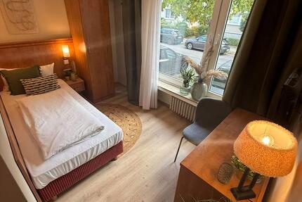 Wohnung Essen Stadtbezirk II - 1 Zimmer, 15 m&sup2;, 450&euro; | Angebot:27550500