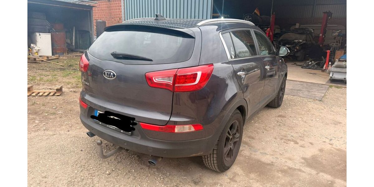 Kia Sportage 185.000 km 7.500 &euro; Duisburg 47229