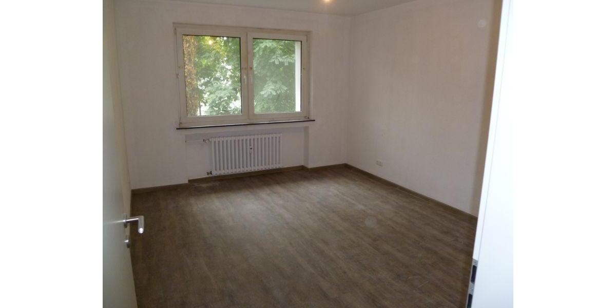 Etagenwohnung Mülheim an der Ruhr Broich - 3 Zimmer, 76 m&sup2;, 722&euro; | Angebot:17478284