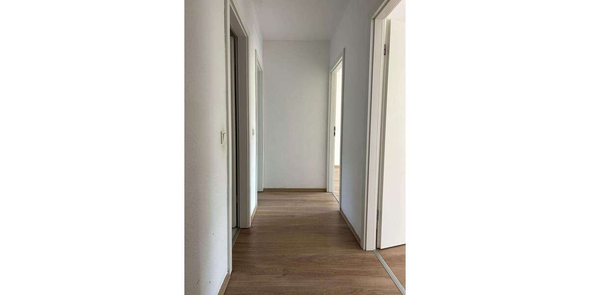 Etagenwohnung Monheim - 2 Zimmer, 57 m&sup2;, 608&euro; | Angebot:25915569