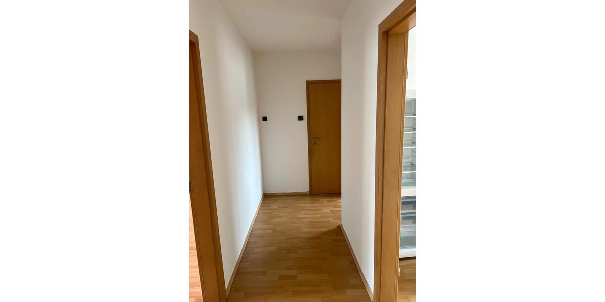Dachgeschoßwohnung Mülheim an der Ruhr - 2 Zimmer, 73 m&sup2;, 750&euro; | Angebot:27541045