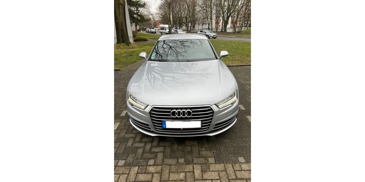 Audi A7 178.000 km 18.490 &euro; Düsseldorf 40231