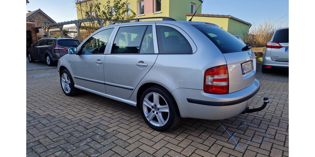 Skoda Fabia 389.000 km 1.580 &euro; Dormagen 41539