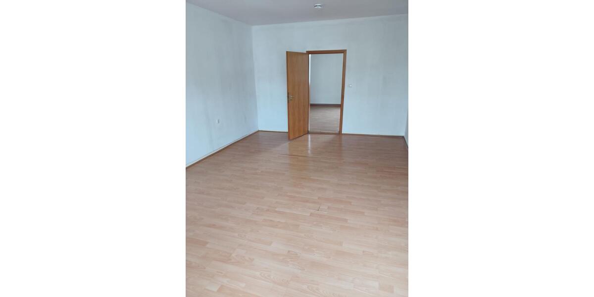 Etagenwohnung Essen Stadtbezirk VI - 2 Zimmer, 64 m&sup2;, 600&euro; | Angebot:25877172