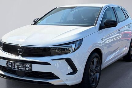 Opel Grandland (X) 21.852 km 18.690 &euro; Neuss 41460