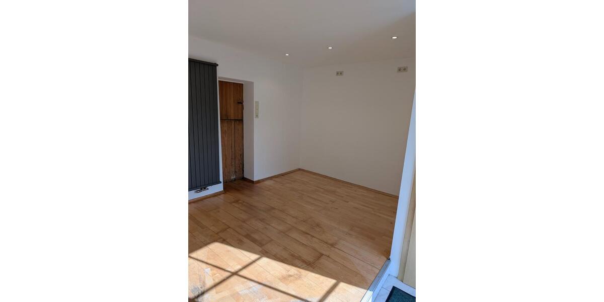 Maisonettenwohnung Wuppertal Gemarkung Nächstebreck - 2 Zimmer, 120 m&sup2;, 1.200&euro; | Angebot:25959347