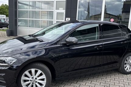 VW Polo 61.605 km 12.490 &euro; Moers 47445