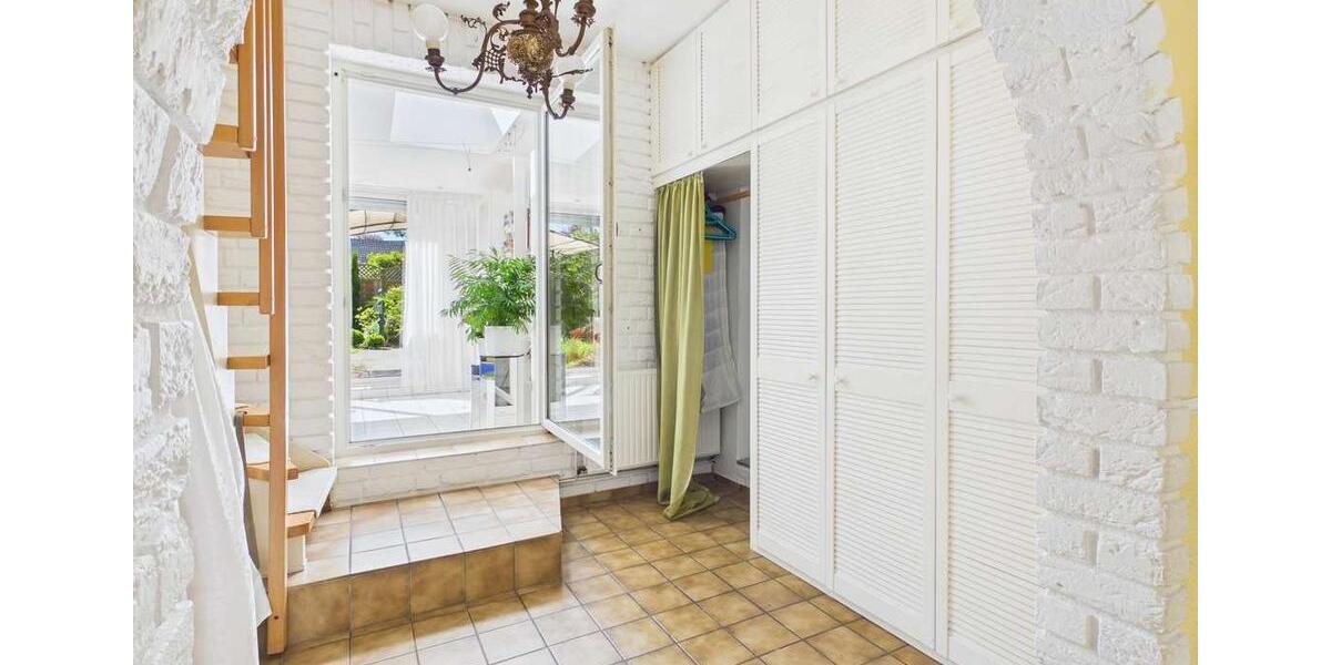 Reihenhaus Krefeld Hüls - 4 Zimmer, 100 m&sup2;, 360.000&euro; | Angebot:27154189
