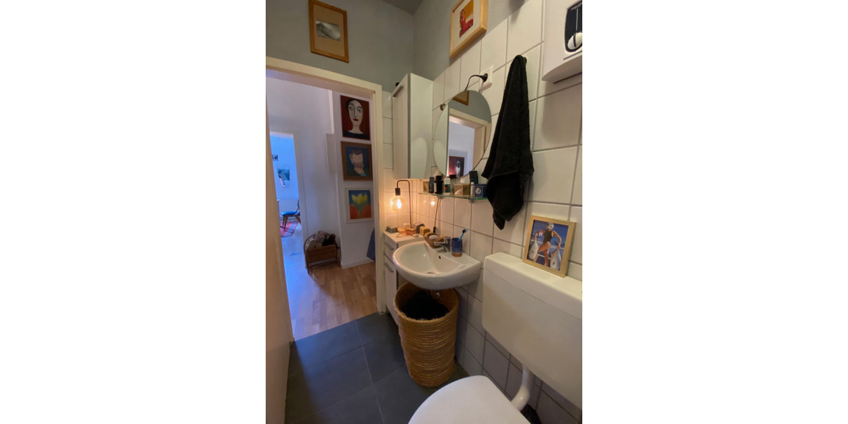 Etagenwohnung Essen Stadtbezirk II - 1 Zimmer, 50 m&sup2;, 750&euro; | Angebot:27567725